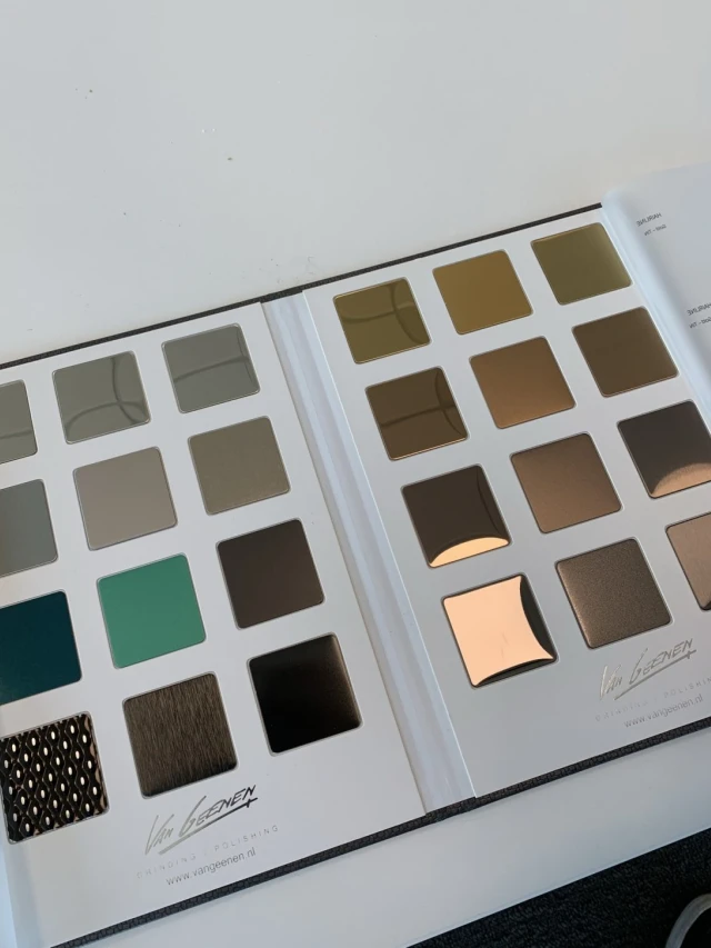 Samples kleur coating Van Geenen