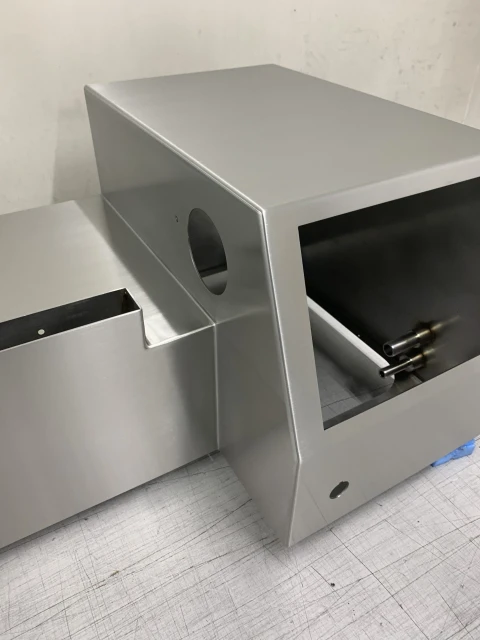 Geslepen RVS behuizing